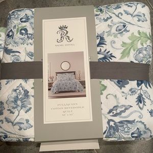 Rachel ashwell Blue Green Jacobean Floral queen Quilt